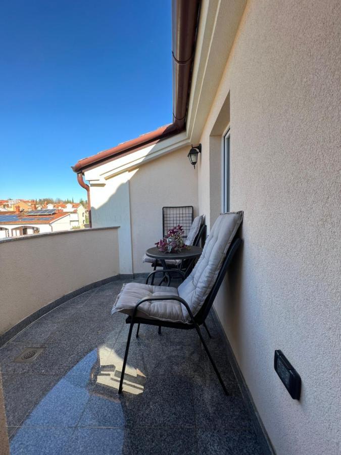 Apartmani M&L Медулин Экстерьер фото