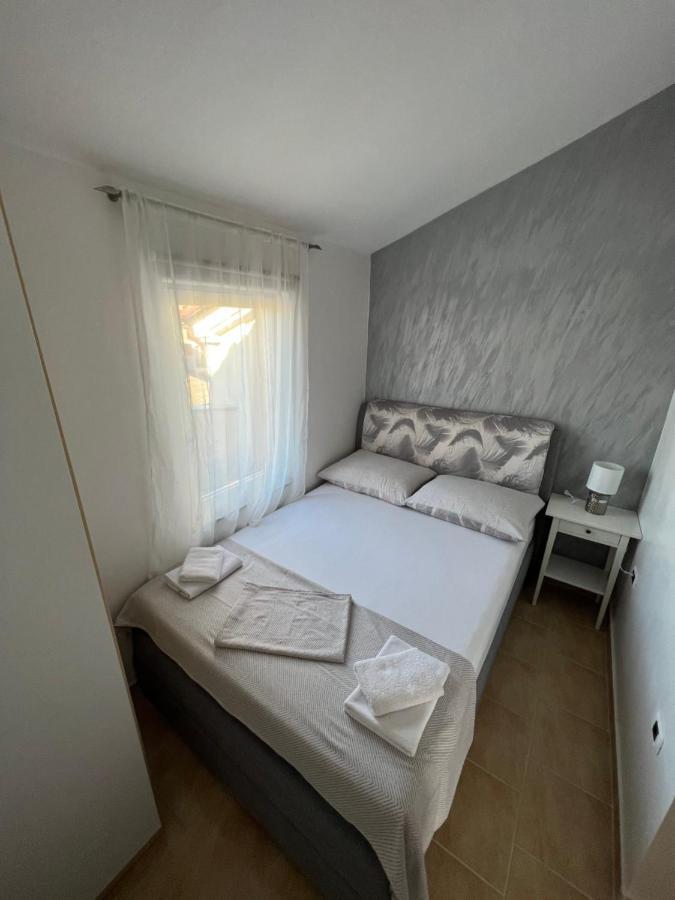 Apartmani M&L Медулин Экстерьер фото