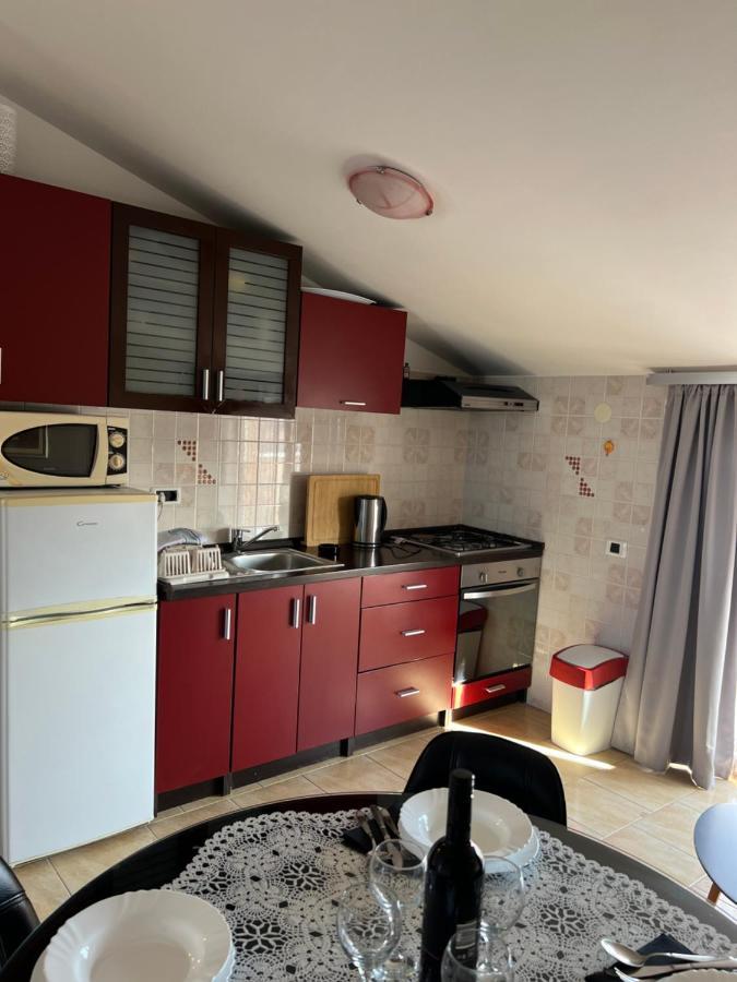 Apartmani M&L Медулин Экстерьер фото