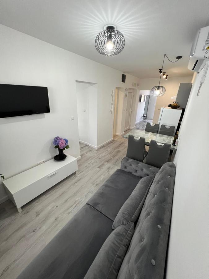 Apartmani M&L Медулин Экстерьер фото