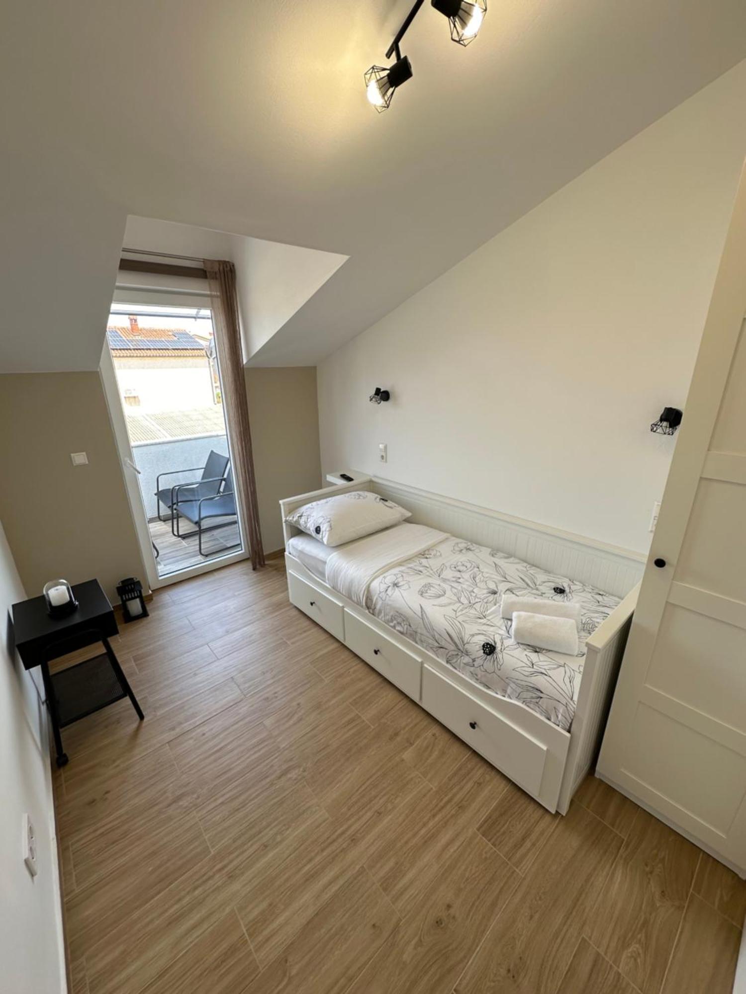Apartmani M&L Медулин Экстерьер фото